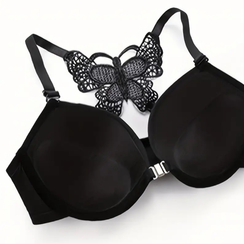 Contrast lace bra and panties XL